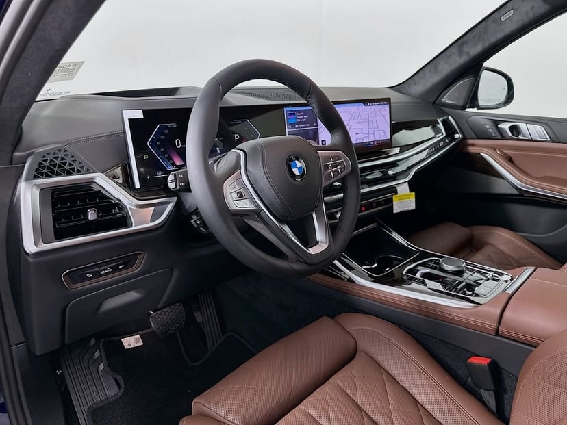 2026 BMW X7 - Image 9