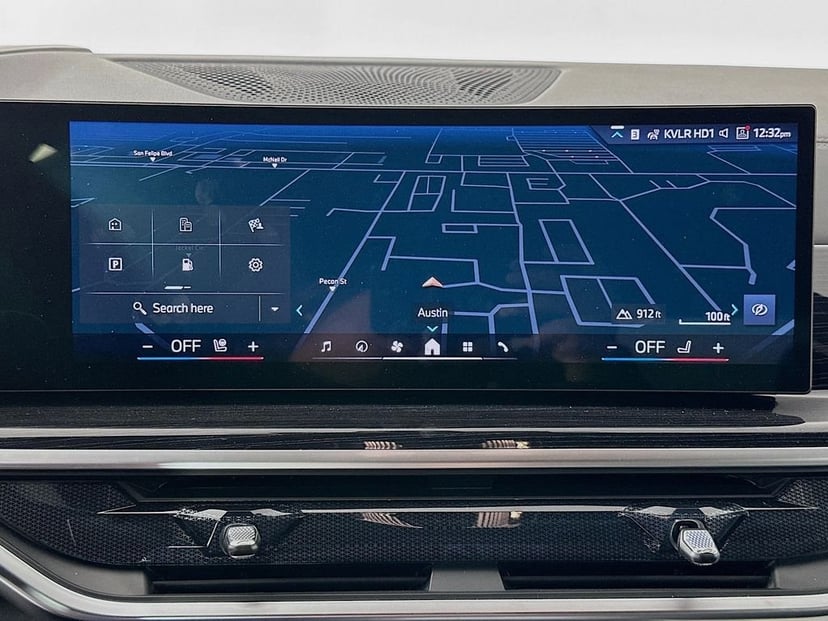 2026 BMW X7 - Image 12