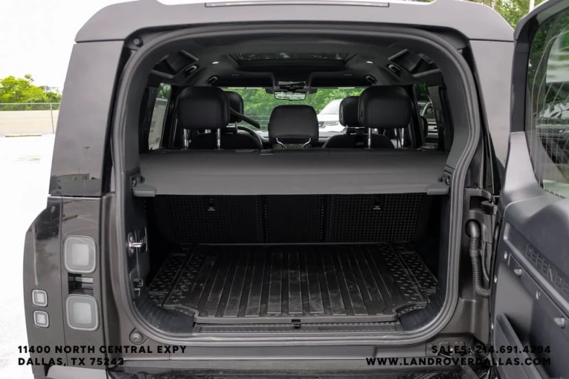 2026 Land Rover Defender 110 - Image 55