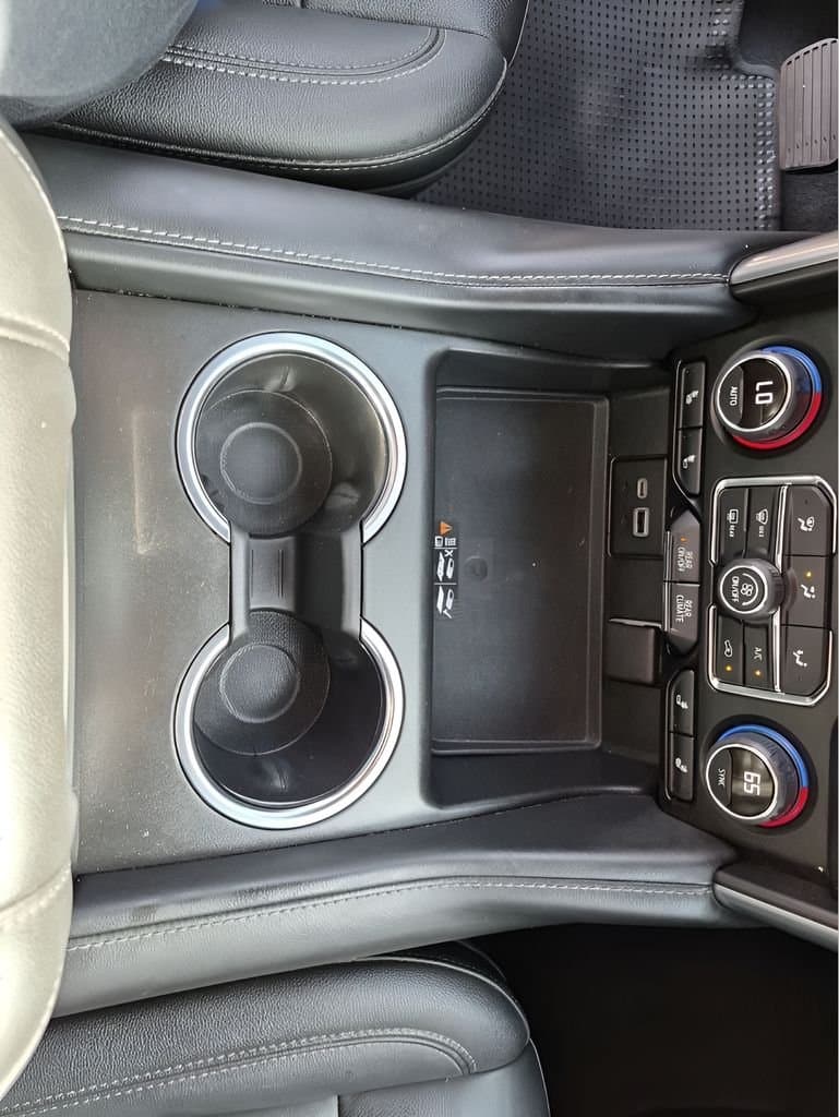 2022 Chevrolet Tahoe - Image 40