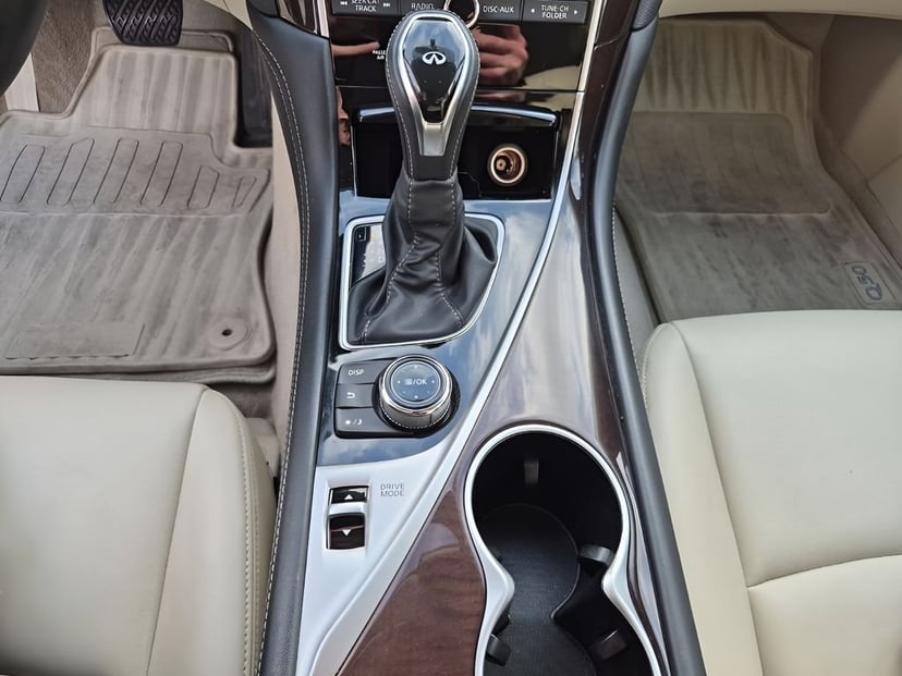 2019 Infiniti Q50 - Image 40