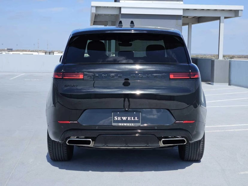 2025 Land Rover Range Rover Sport - Image 6