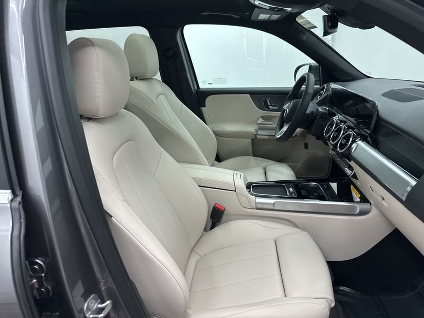 2026 Mercedes-Benz GLB - Image 28