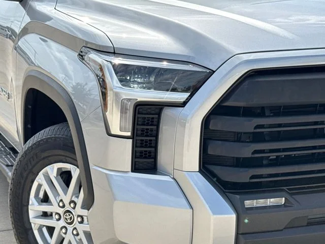 2024 Toyota Tundra - Image 3