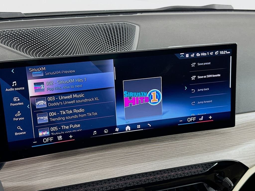 2025 BMW 3 Series - Image 11