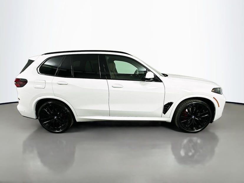 2026 BMW X5 - Image 3