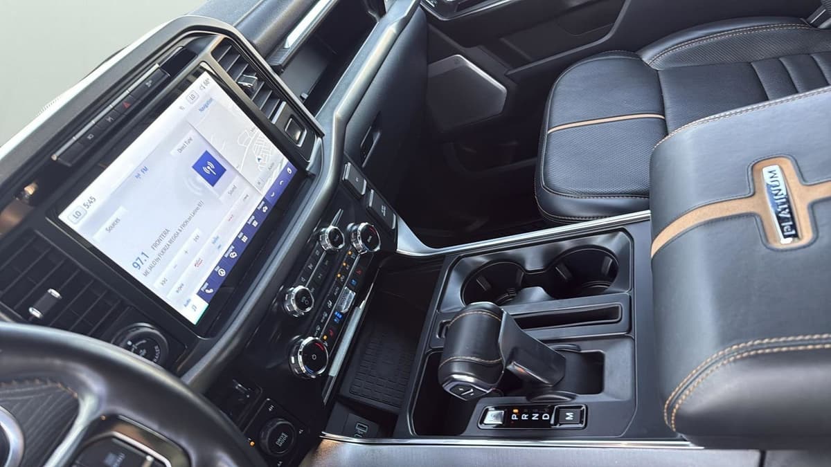 2022 Ford F-150 - Image 21