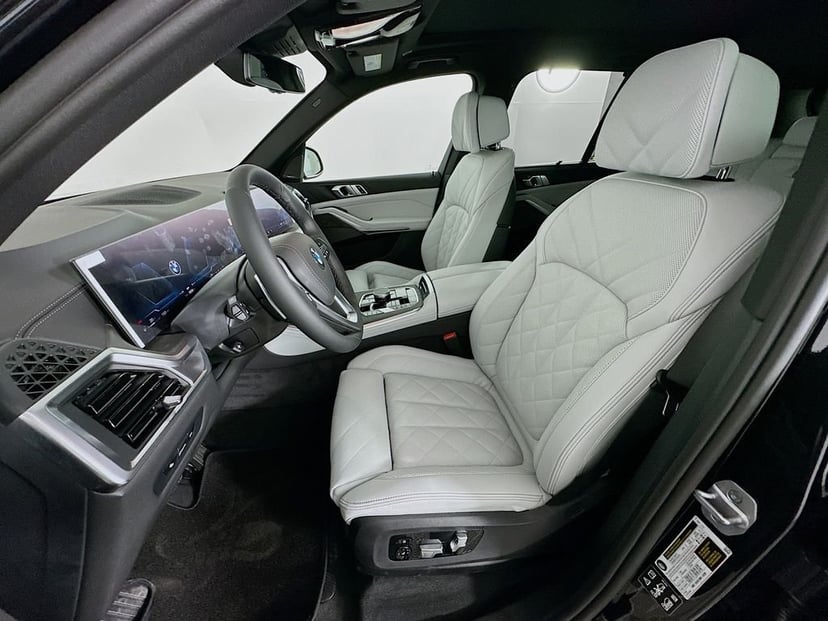 2026 BMW X5 - Image 16