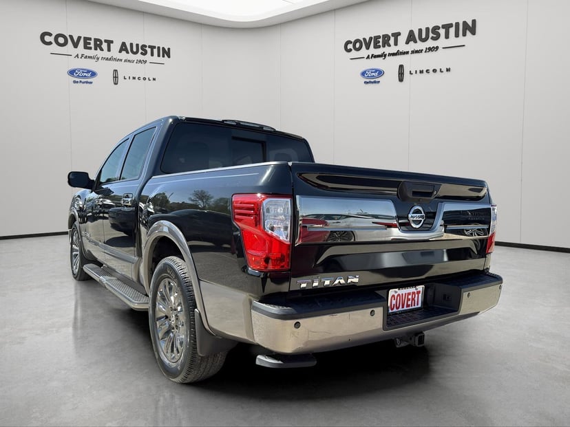 2017 Nissan Titan - Image 2