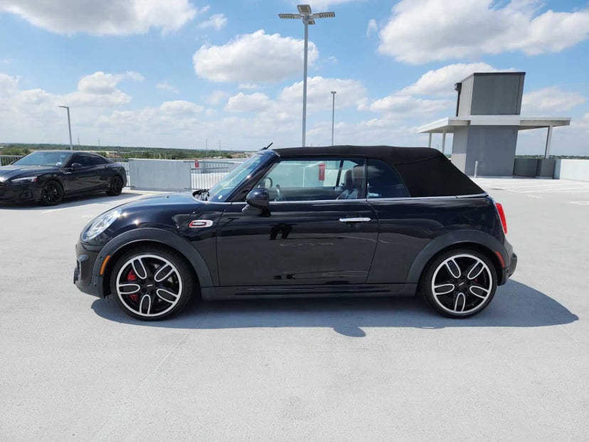 2017 MINI Convertible - Image 4