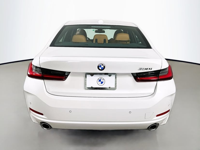 2026 BMW 3 Series - Image 6