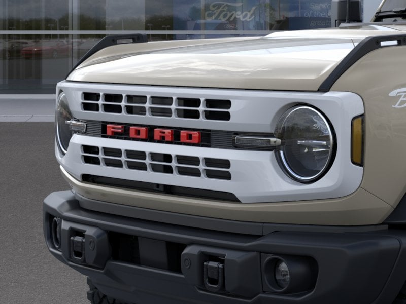 2026 Ford Bronco - Image 32
