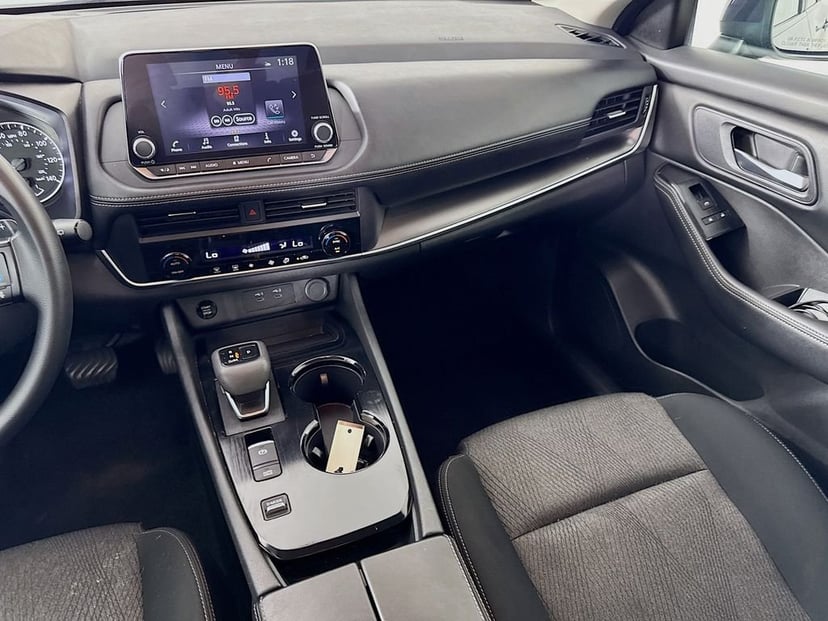 2024 Nissan Rogue - Image 26