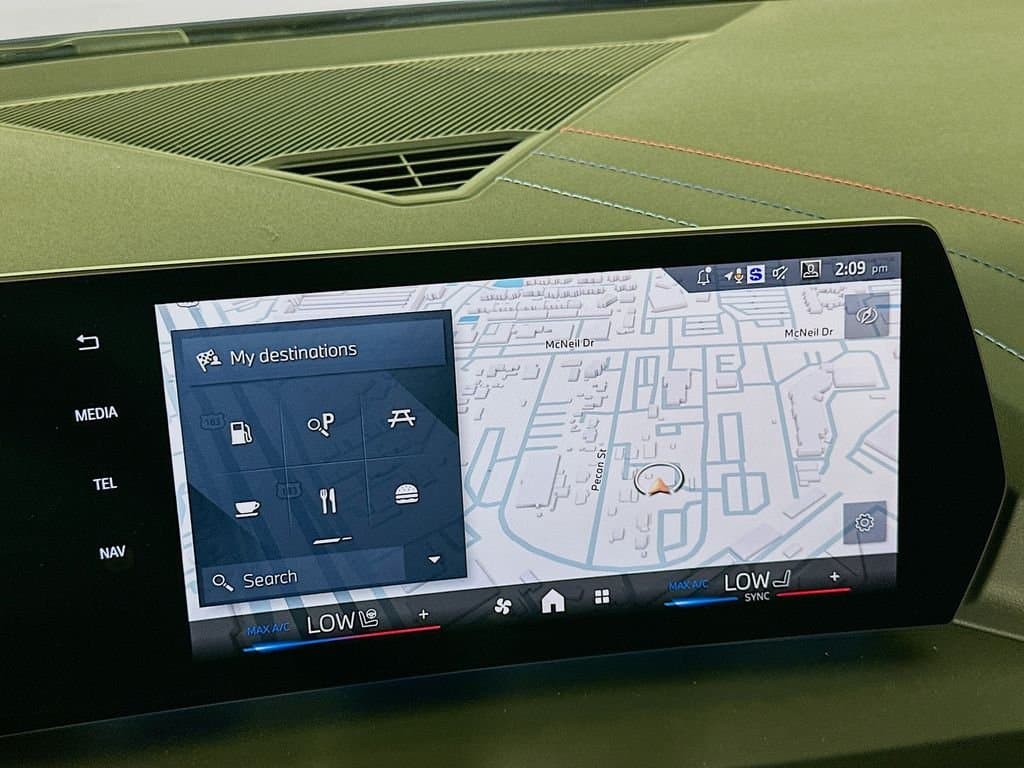 2026 BMW 2 Series - Image 12