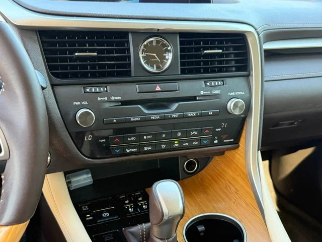 2017 Lexus RX - Image 20
