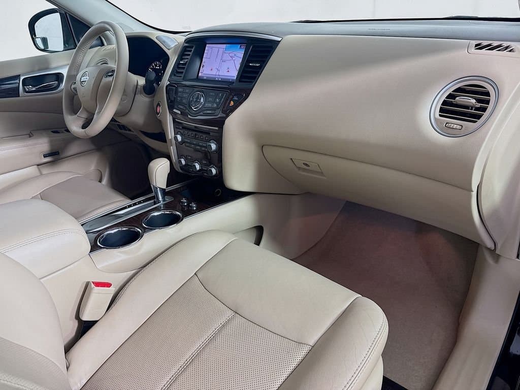 2013 NISSAN Pathfinder - Image 40