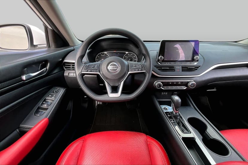 2020 Nissan Altima - Image 6