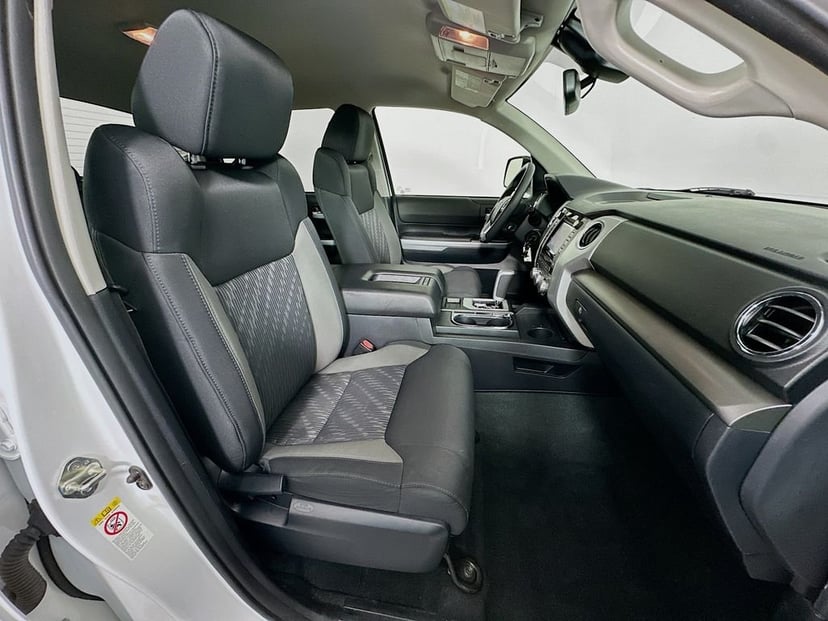 2018 Toyota Tundra - Image 28