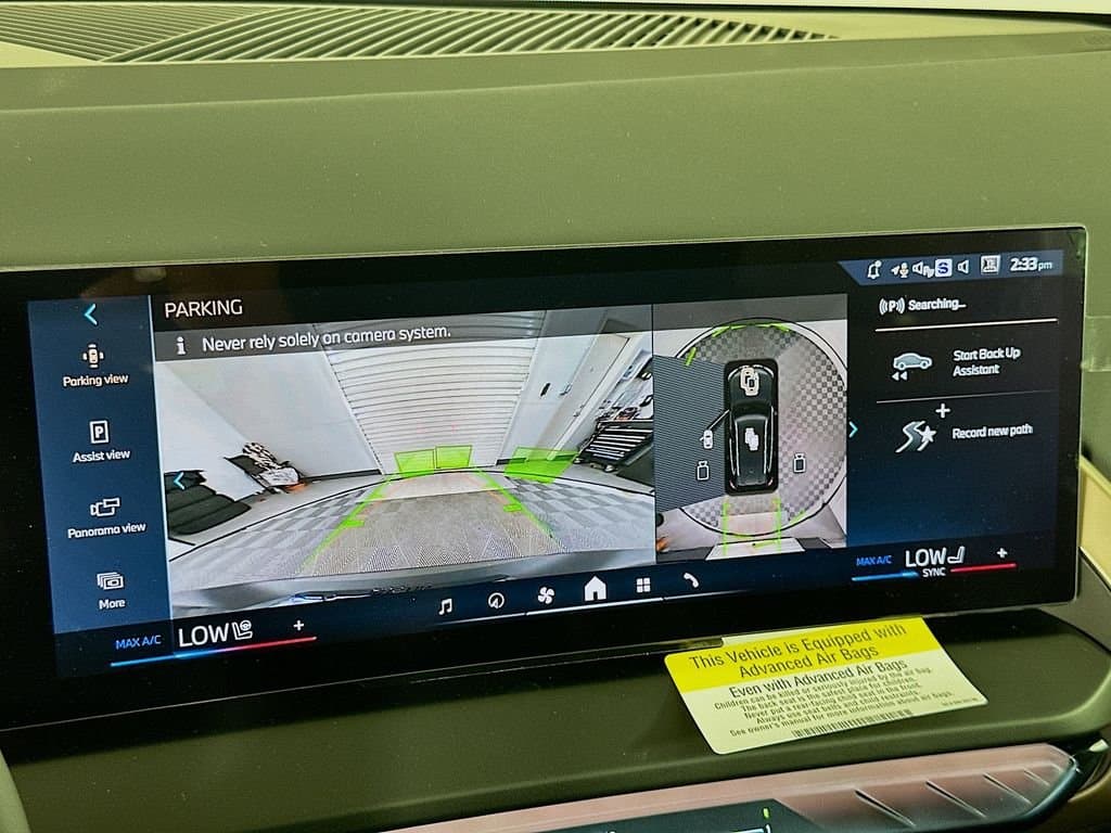 2025 BMW X3 - Image 13