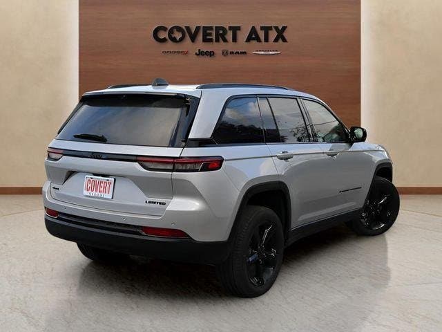 2025 Jeep Grand Cherokee - Image 5