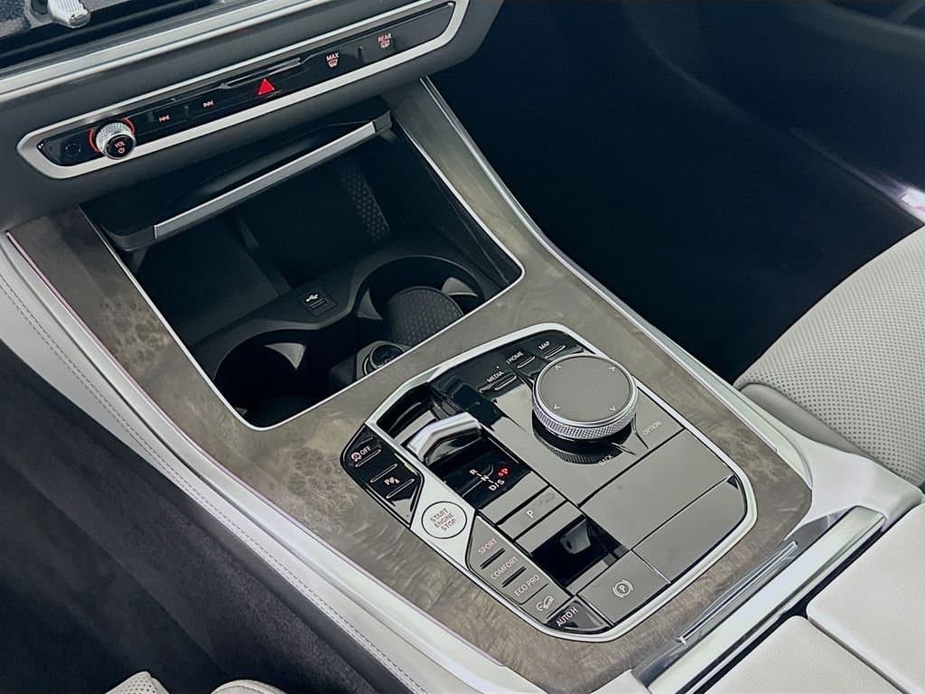 2024 BMW X5 - Image 17
