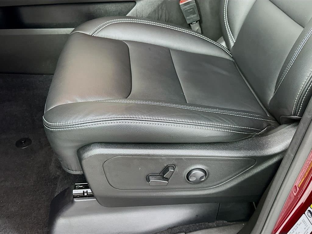 2025 Ram 1500 - Image 19