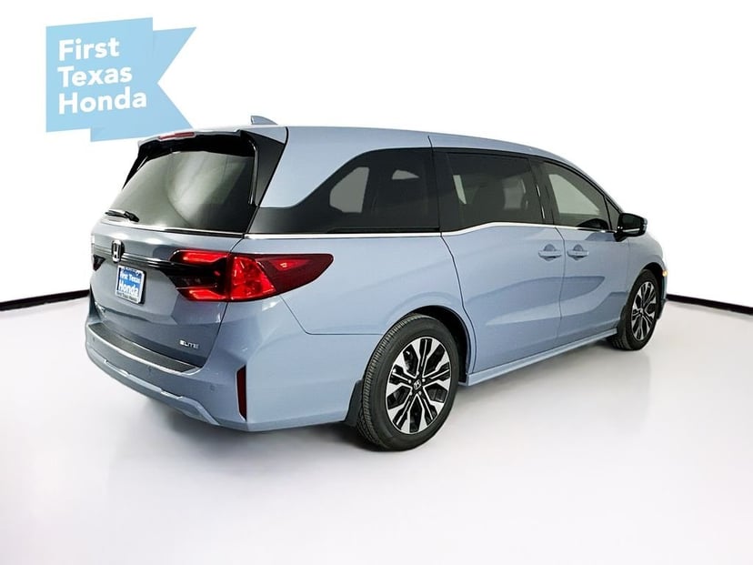 2026 Honda Odyssey - Image 8