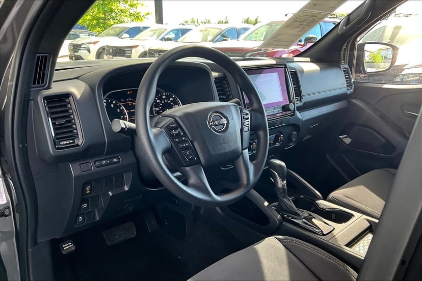 2023 Nissan Frontier - Image 17