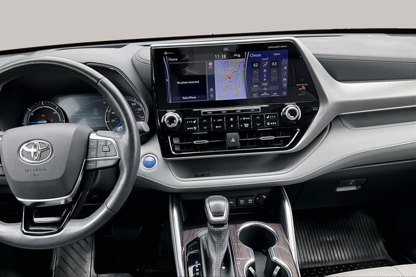 2021 Toyota Highlander - Image 7