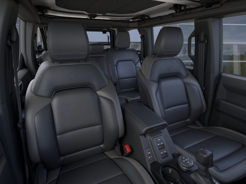 2026 Ford Bronco - Image 23