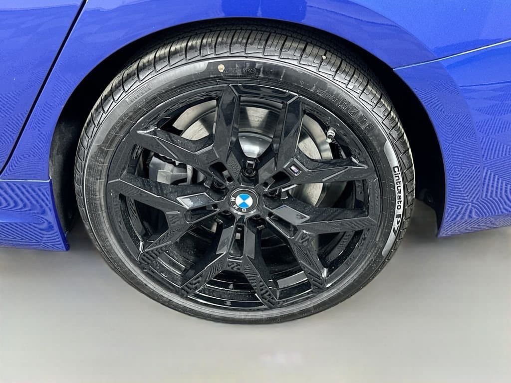 2026 BMW 3 Series - Image 23