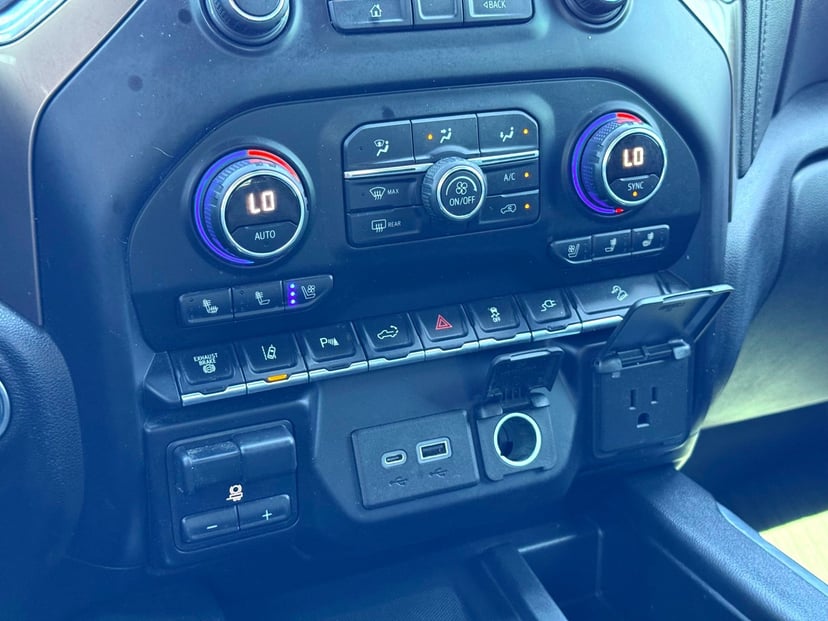 2020 Chevrolet Silverado 2500HD - Image 29