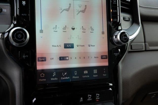 2025 Ram 1500 - Image 17