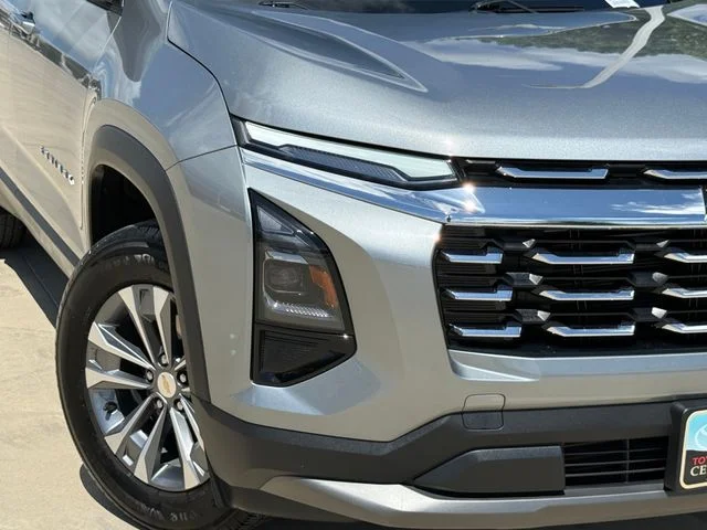 2025 Chevrolet Equinox - Image 3