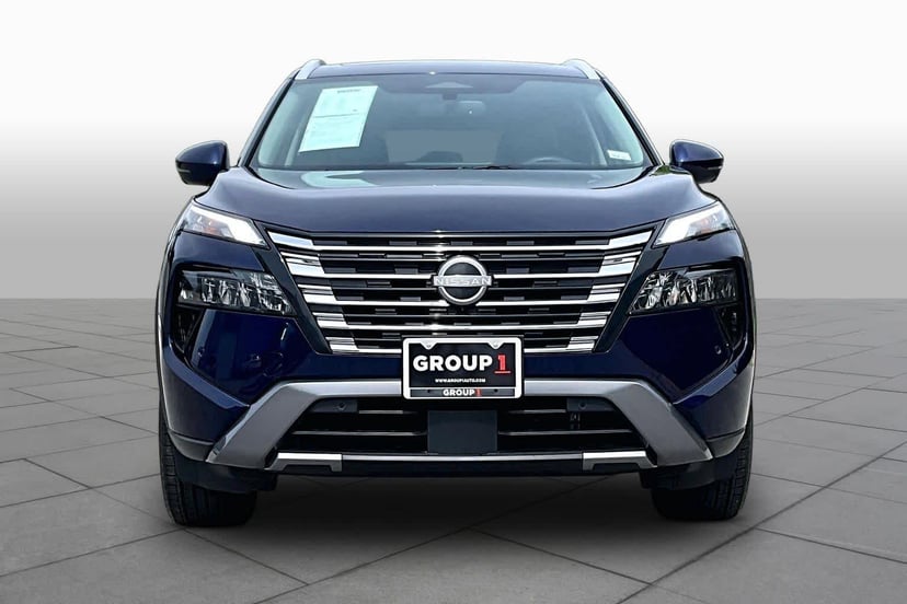 2025 Nissan Rogue - Image 3
