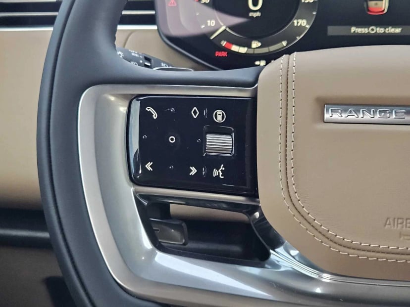 2026 LAND ROVER Range Rover - Image 27