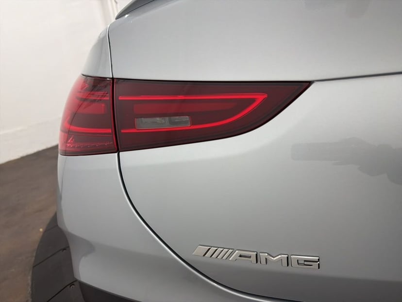 2026 Mercedes-Benz GLE - Image 11