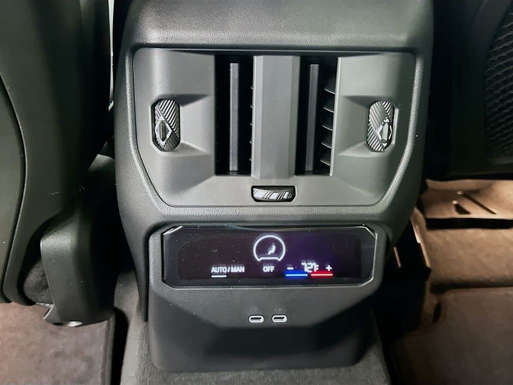 2026 BMW X3 - Image 18