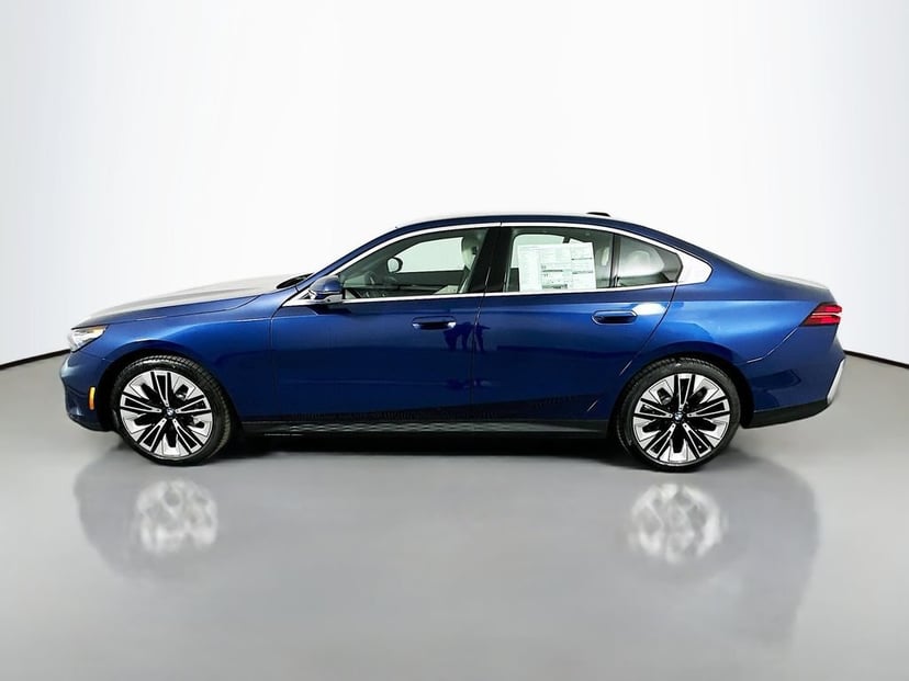 2026 BMW 5 Series - Image 7
