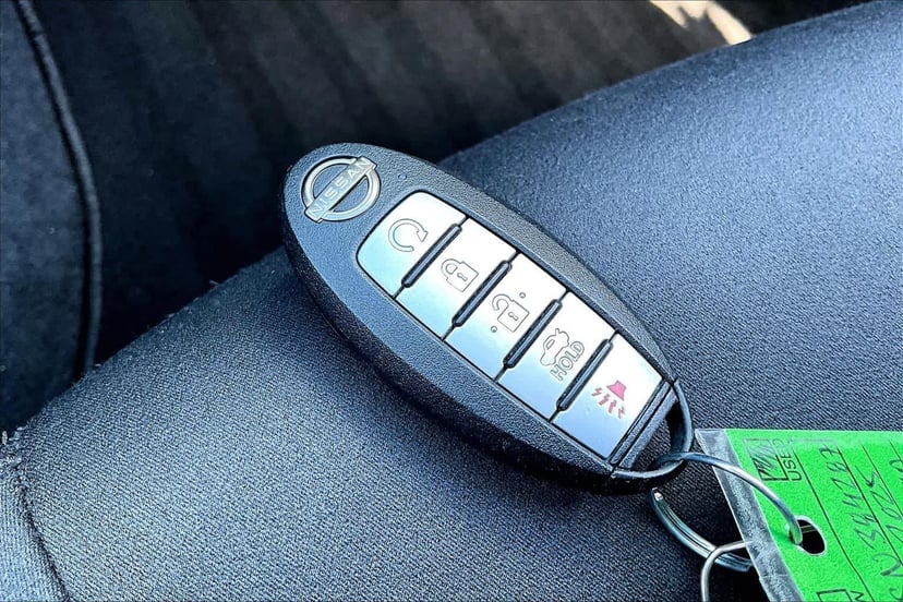 2025 Nissan Altima - Image 15
