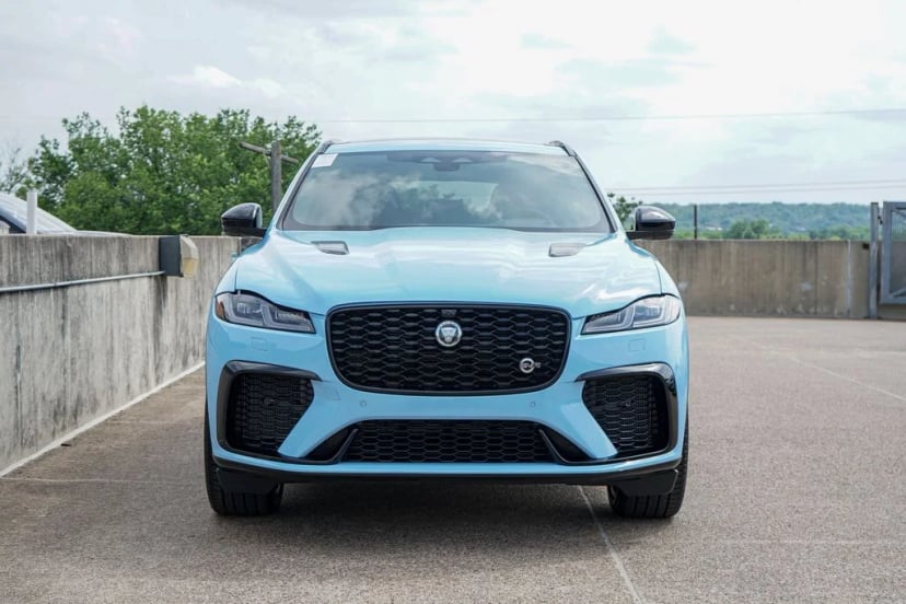 2026 Jaguar F-PACE SVR FINAL EDITION - Image 4