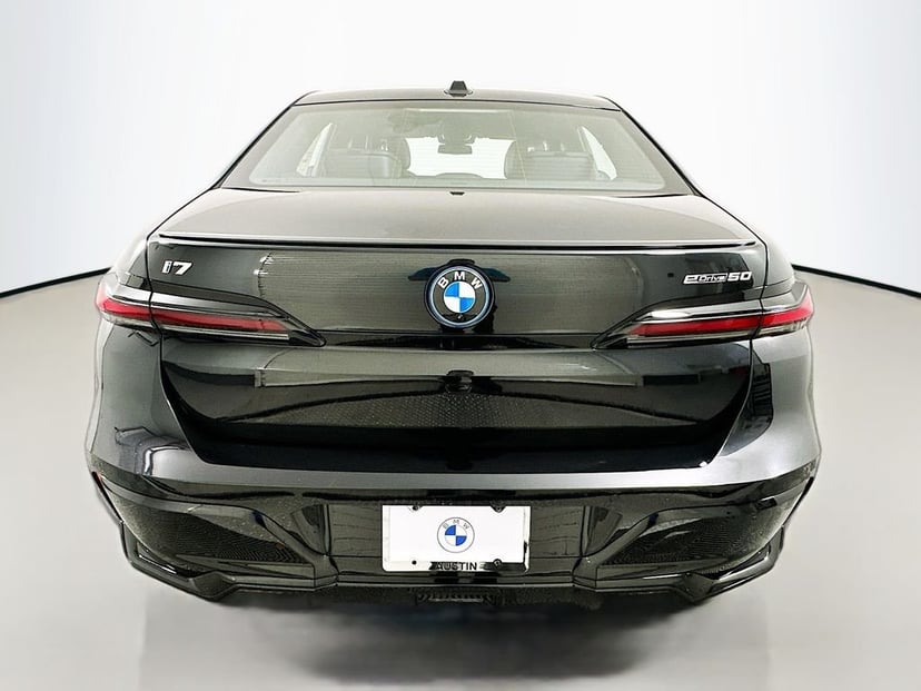 2026 BMW i7 - Image 6