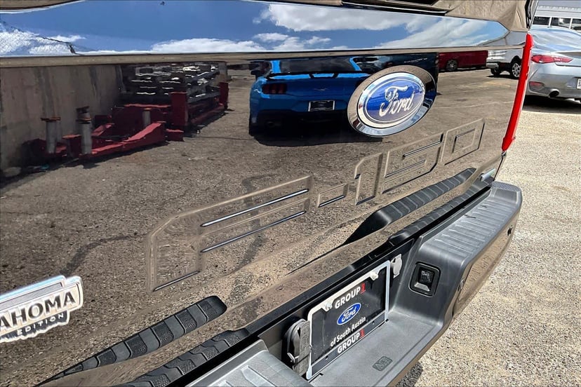 2023 Ford F-150 - Image 10