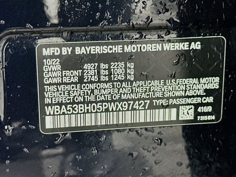 2023 BMW 5 Series - Image 32