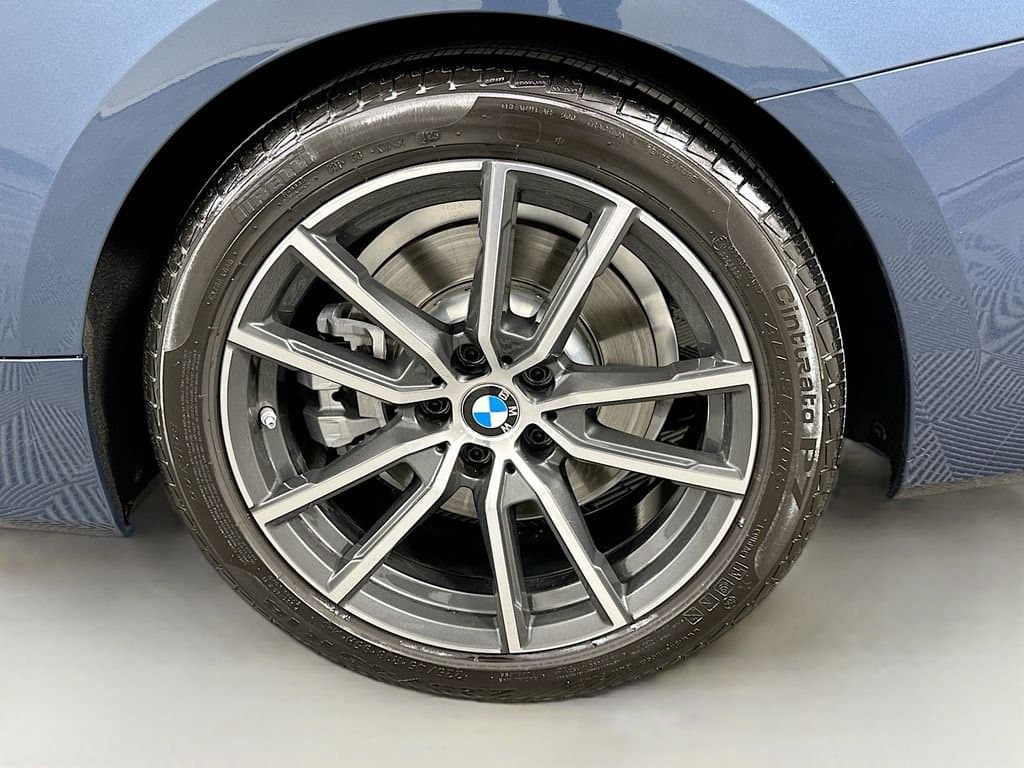 2024 BMW 4 Series - Image 31