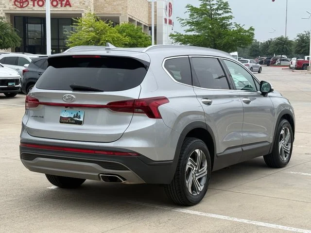 2023 Hyundai Santa Fe - Image 4