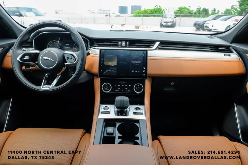 2026 Jaguar F-PACE - Image 15