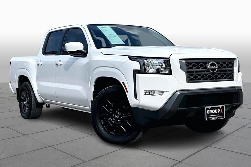 2023 Nissan Frontier - Image 2