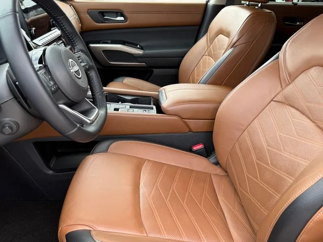2023 Nissan Pathfinder - Image 13