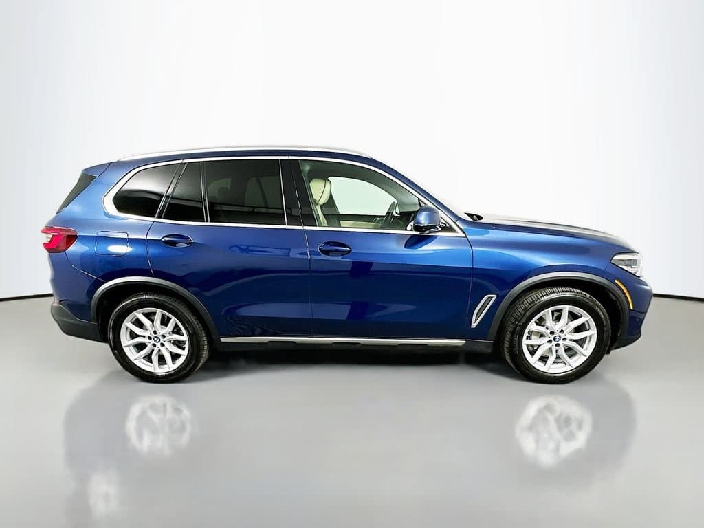 2022 BMW X5 - Image 4